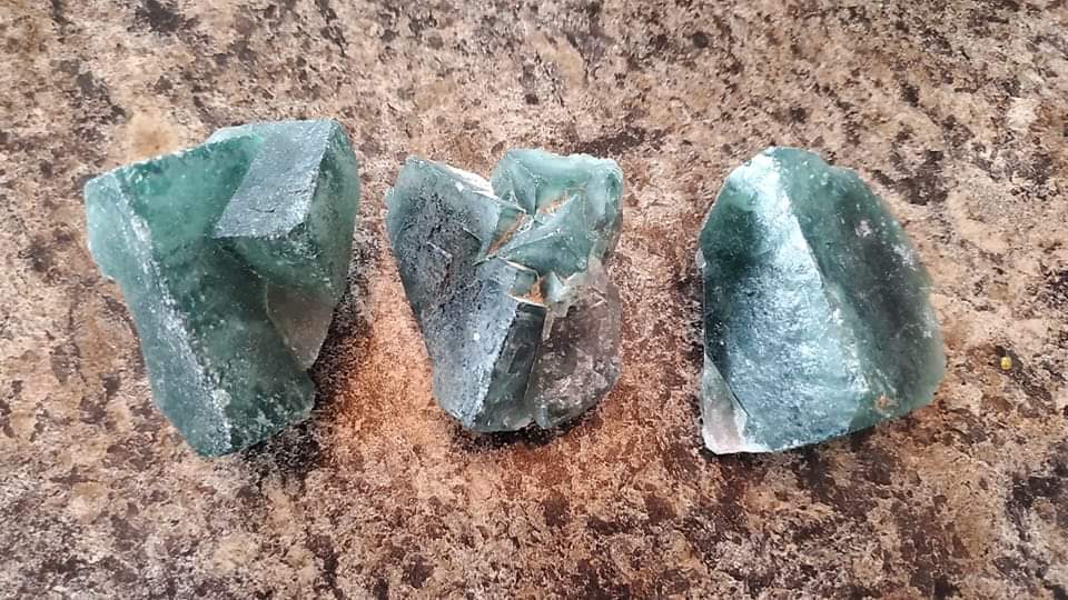 Green cube flourite